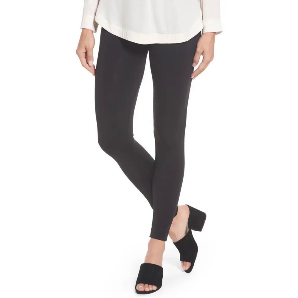 Spanx Black Look At Me Now Seamless Leggings